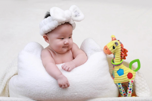 海安宝宝几个月翻身